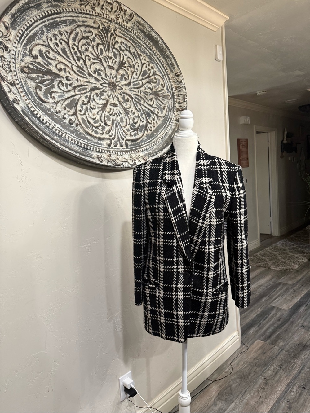 JH Collectibles Black & White Plaid Men's Blazer